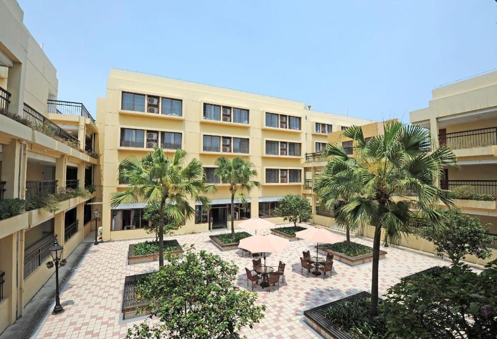 Ocean Spring Metropark Hotel Чжухай Экстерьер фото